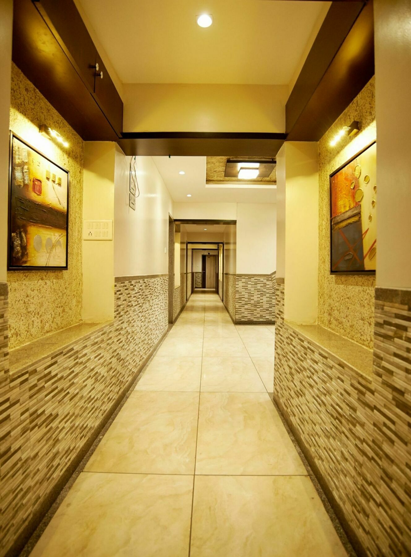 Hotel Sai Suraj Park เชอร์ดี ภายนอก รูปภาพ